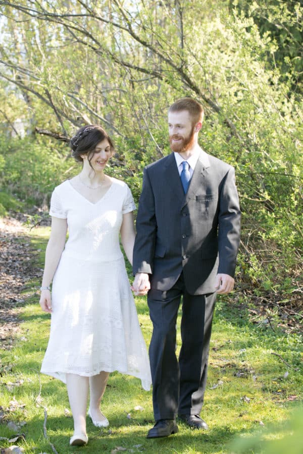 Issaquah Courthouse Wedding in Washington; Frances Gaul Photography